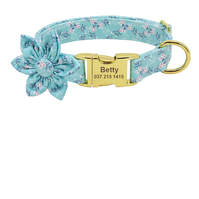 Unikt specialsytt hundhalsband med avtagbar blomma