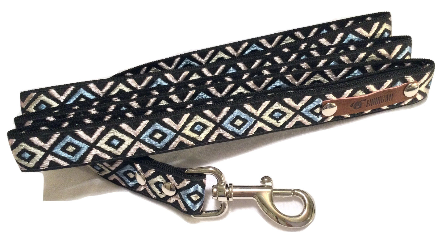 Designhalsband till hund