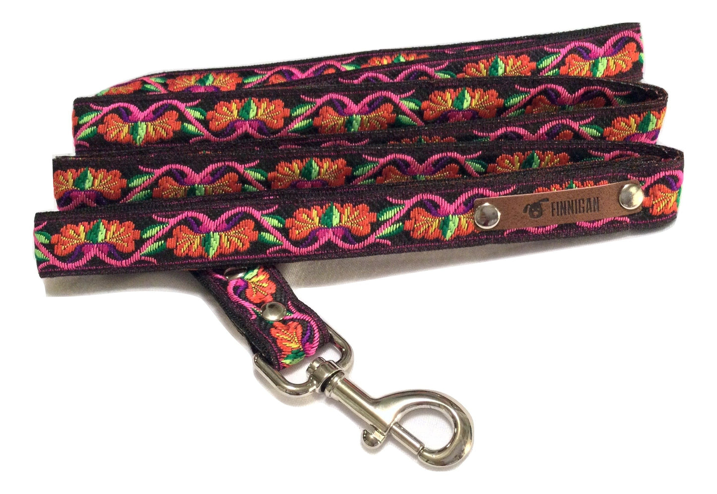 Designhalsband till hund