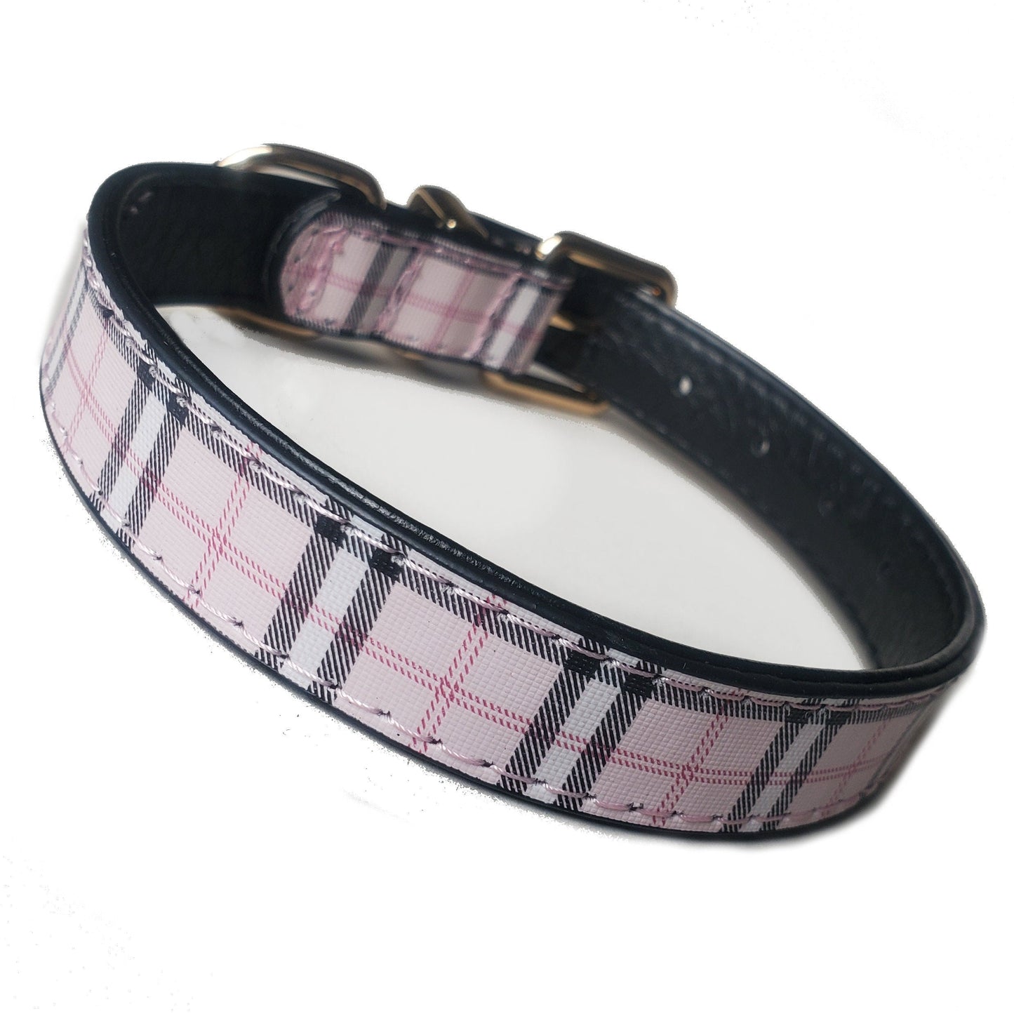 Halsband i Burberry stil