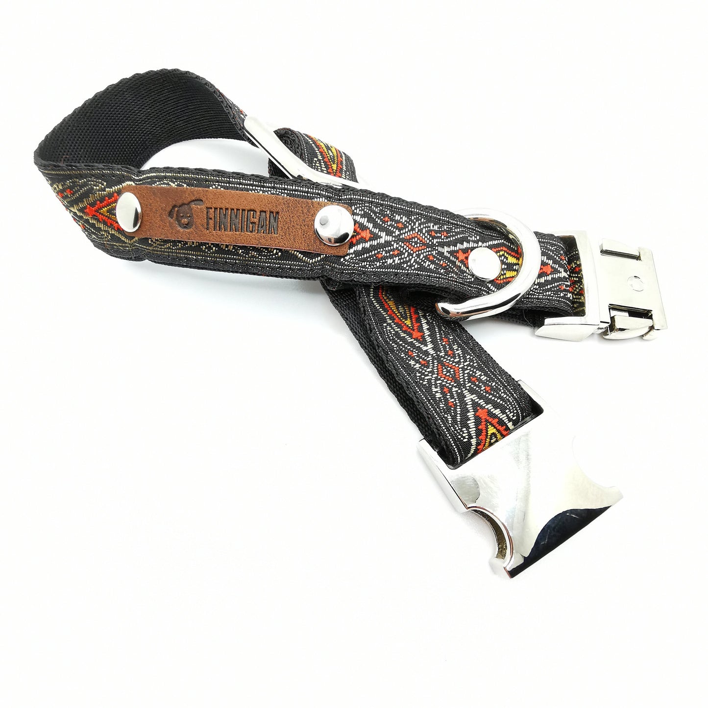 Designhalsband till hund